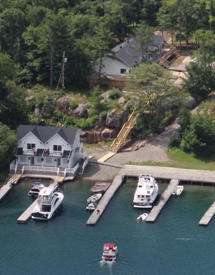 Sportsman'S Inn Resort & Marina Killarney Exteriör bild