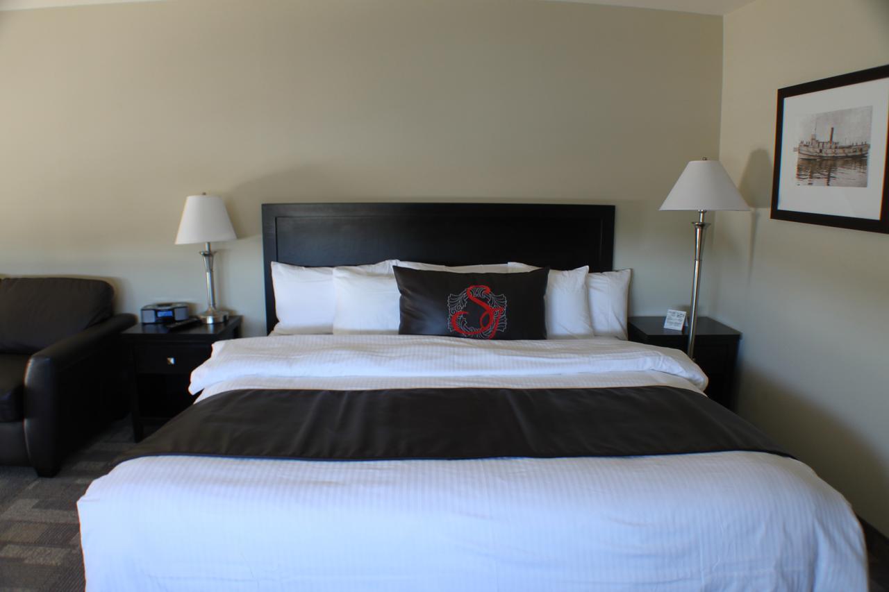 Sportsman'S Inn Resort & Marina Killarney Exteriör bild